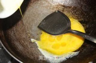 Simple and Delicious - Scrambled Eggs with Tomatoes recipe