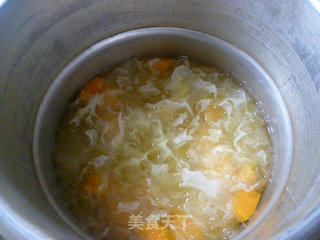 White Fungus and Pumpkin Sweet Soup recipe