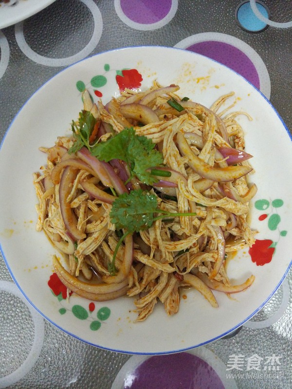 Chicken Shredded with Onion recipe