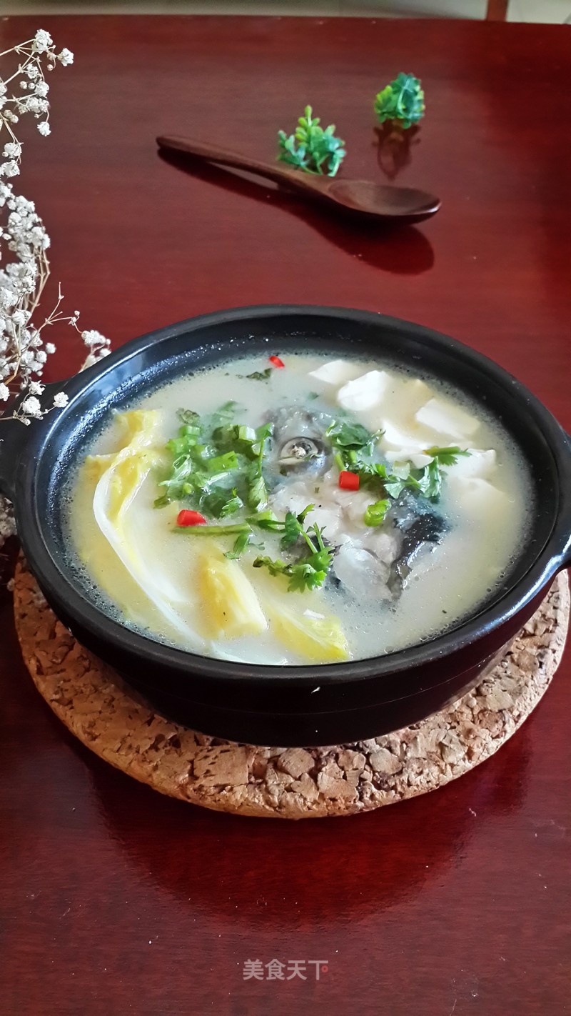 Casserole Fish Head Tofu Soup recipe