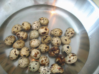 Spinach Quail Eggs recipe