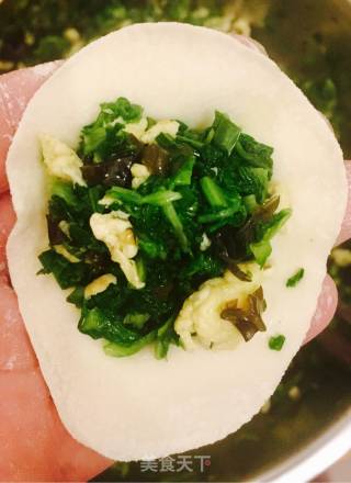 Chinese Cabbage and Egg Dumplings recipe