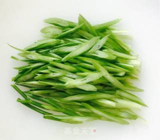 Stir-fried Shredded Pork with Celery recipe