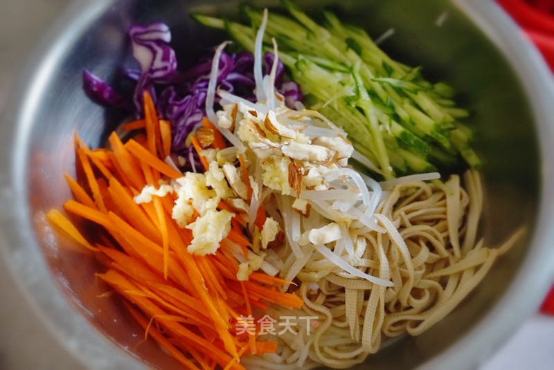 Cold Noodles with Seasonal Vegetables and Sesame Sauce recipe