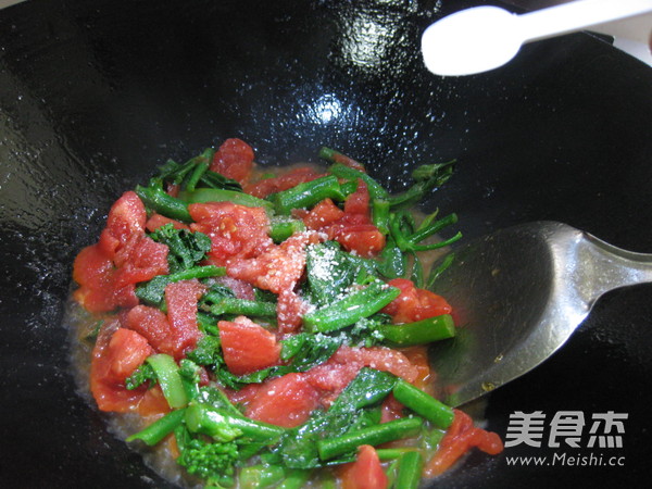 Kale Stir-fried Tomatoes recipe