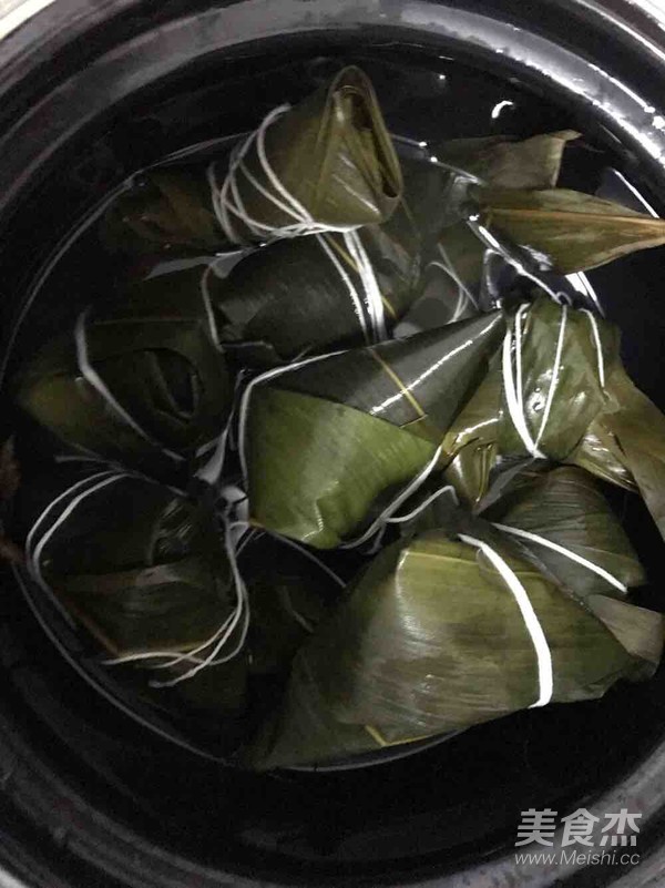 Candied Date Zongzi recipe