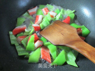 Fried Green Pepper with Crab Sticks recipe