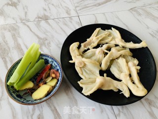 Duck Feet with Hemp Oil and Mustard recipe