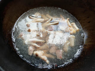 Lean Chicken Feet and Carrot Soup recipe