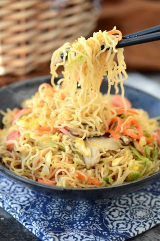 Assorted Fried Rice Noodles recipe