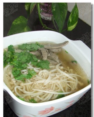 Enoki Mushroom and Pork Liver Soup recipe