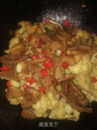 Stir-fried Cauliflower with Pork Liver recipe