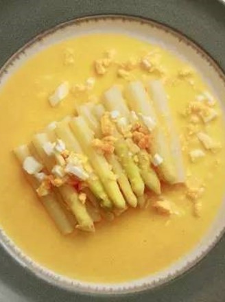 White Asparagus in Golden Soup recipe