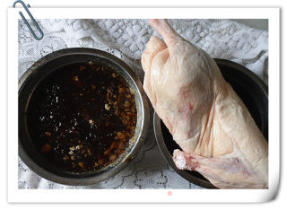 Simmered Duck in Broth recipe