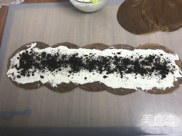 Coco Oreo Towel Roll recipe