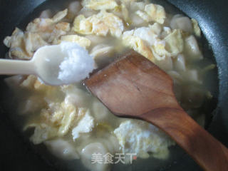 Shredded Mustard Egg Dumplings recipe