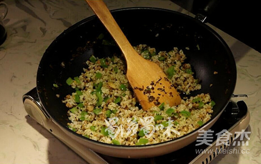 Broken Rice Sprout Fried Rice recipe