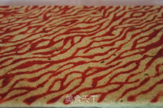 [my Baking Time] Careful Machine for Loving Beautiful Zebras---red and Green Zebra Pattern Cake Rolls recipe