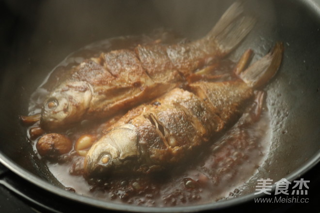 Braised Crucian Carp recipe