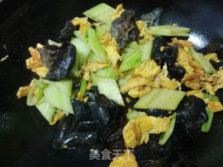 Three Kinds of Vegetable Stir-fry recipe