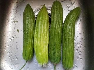 Char Siew and Stir-fried Bitter Gourd recipe