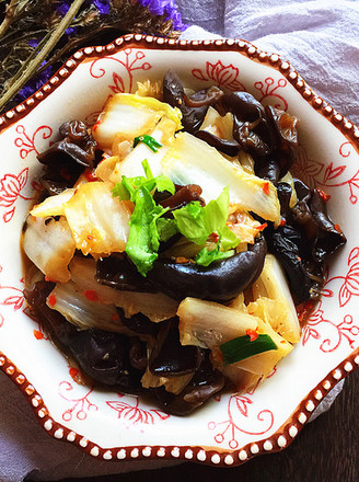 Stir-fried Black Fungus with Chinese Cabbage