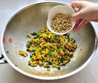 [gold and Silver Full Warehouse Pine Kernel Corn]-two Tricks to Make The Best Fast-handed Children's Classic Dishes recipe