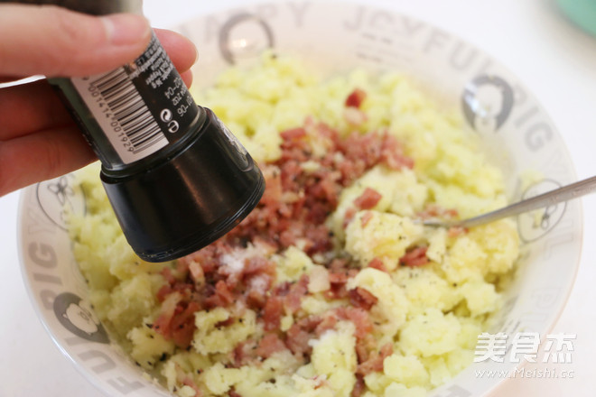 Cheese Baked Mashed Potatoes recipe