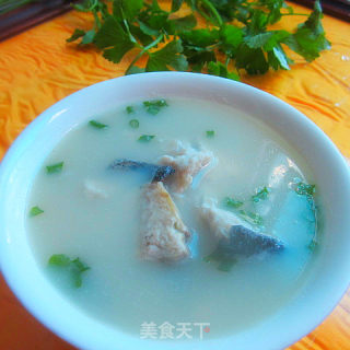 Soy Milk Fish Bone Soup recipe