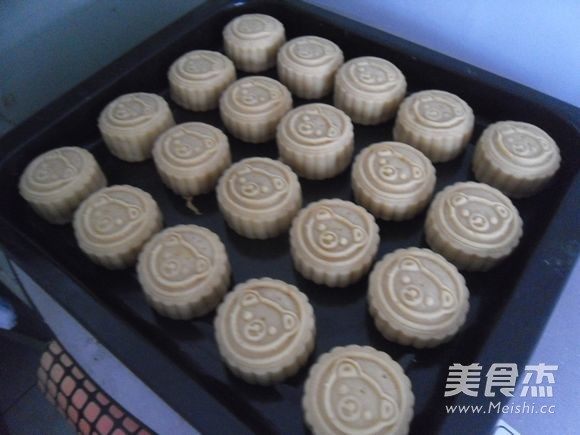 Pumpkin Paste Filling Mooncakes recipe