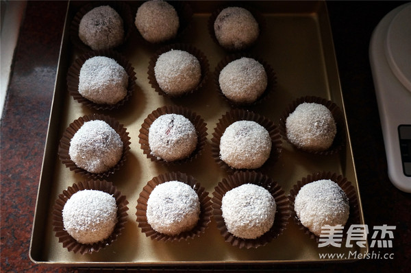 Strawberry Daifuku recipe