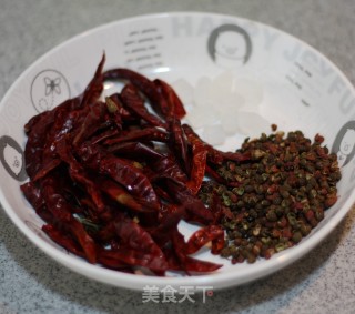 #trust之美# Our Favorite National Dish---spicy Boiled Fish recipe