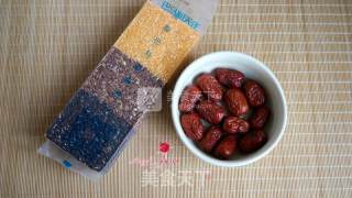 Mixed Grains and Red Dates Porridge recipe