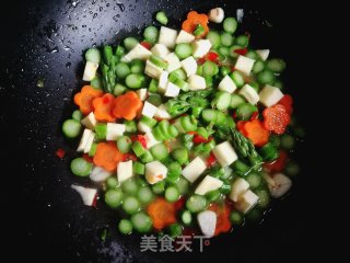 Carrot Fried Double Bamboo Shoots recipe