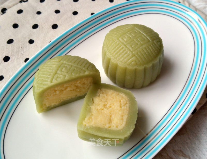 Custard Snowy Mooncakes recipe