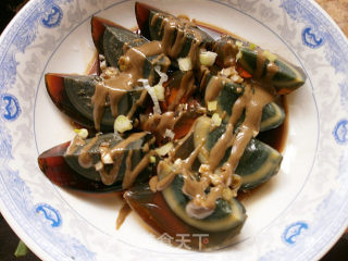 Sesame Preserved Eggs recipe