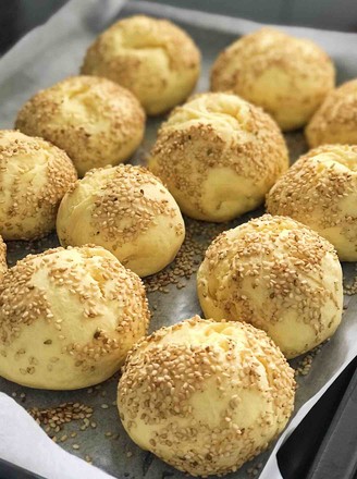 Sesame Yogurt Buns