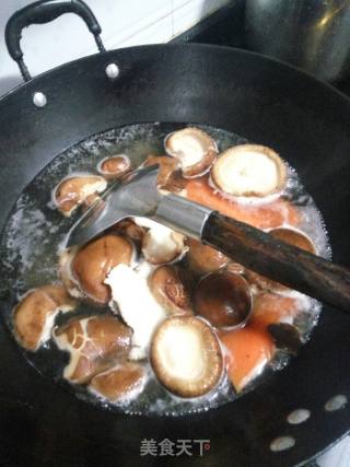 Handmade Mushroom Pork Dumplings recipe
