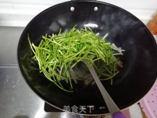 Stinky Dry Stir-fried Artemisia recipe