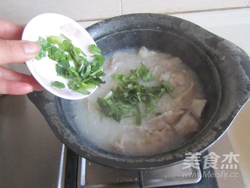 Healthy Porridge with Raw Red Blessed Fish Slices recipe