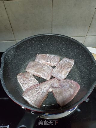 Dry Fried Long Lee Fish Nuggets recipe