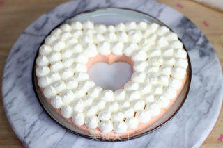 Heart-shaped Cake-for You Who are Different on Queen's Day recipe