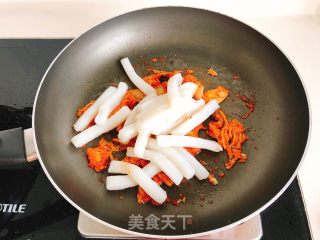 Stir-fried Rice Cake with Spicy Cabbage recipe