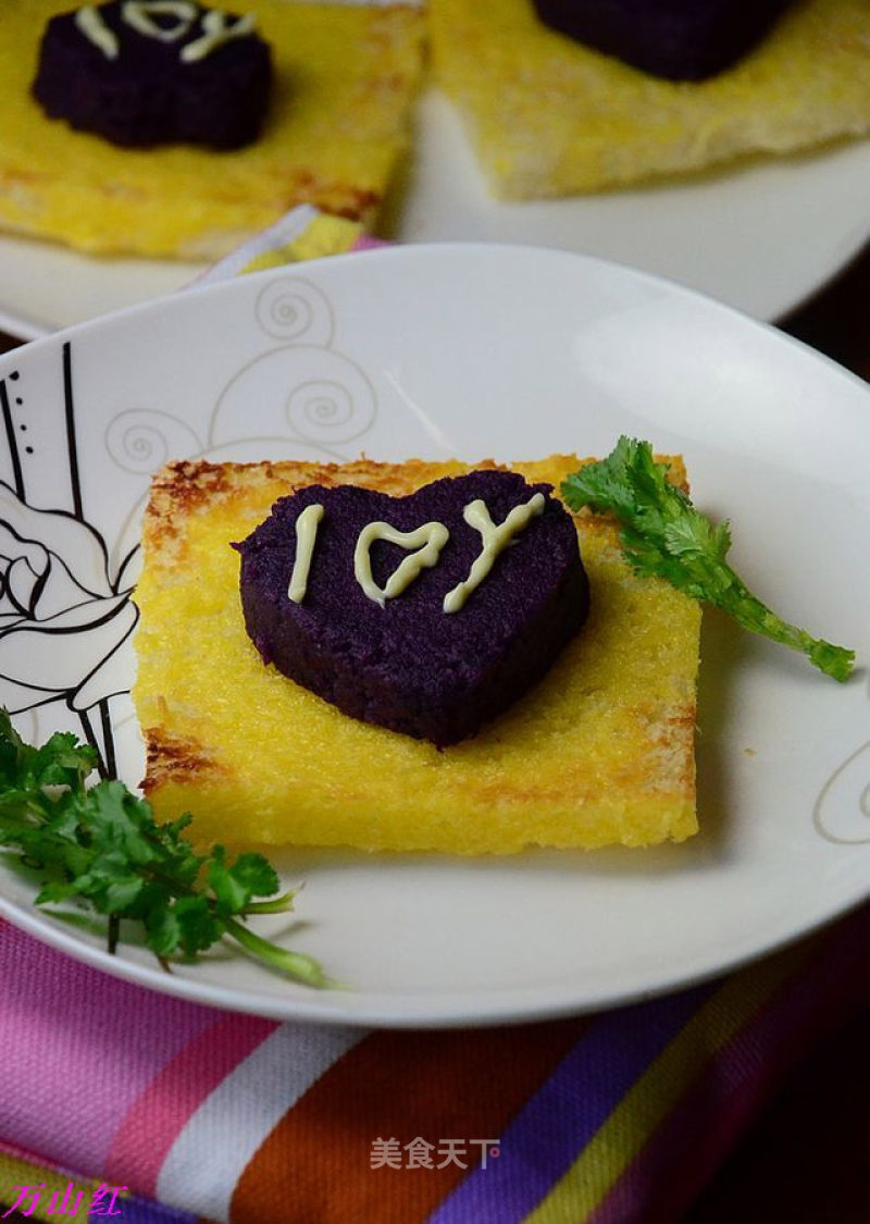 Coconut Purple Sweet Potato Crispy Bread