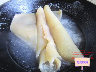 A Beauty Meal Made by A Soymilk Machine-pork Skin Jelly recipe