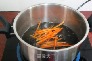 Lunch Box with Fungus recipe
