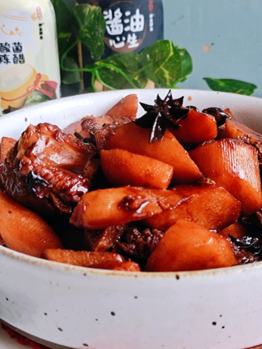 Autumn and Winter Nourishing Health... Braised Pork Ribs with Yam recipe