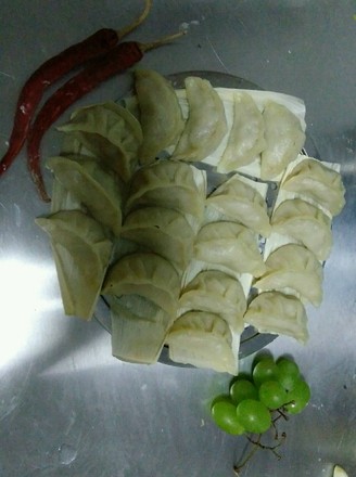 Steamed Dumplings with Green Cabbage recipe