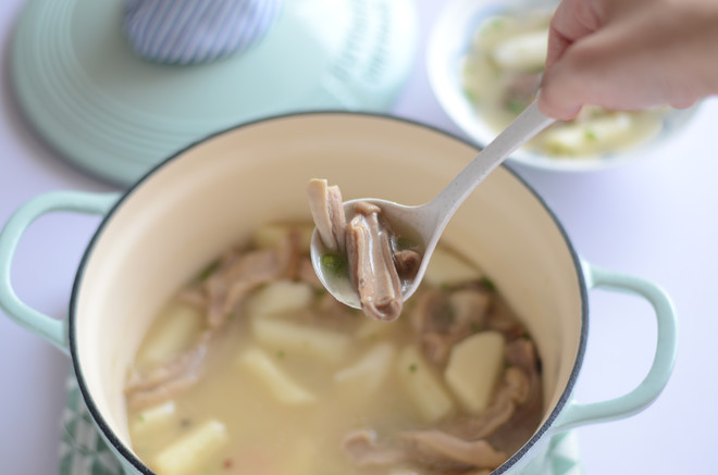 Pork Belly Yam Soup [july Beiding Enamel Cast Iron Pot Recipe] recipe