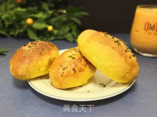 Pork Floss Carrot Buns recipe